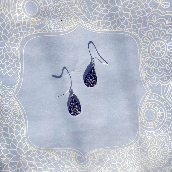 Small Rhinestone Earrings - Picture 1 of 4